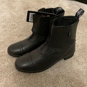 Saxon paddock riding boots, never worn